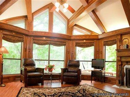 Creekhaven Inn & Spa Wimberley Interior photo